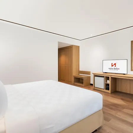 Swiss-Belinn Baloi Batam Nagoya Exterior photo