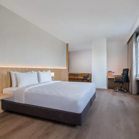 Swiss-Belinn Baloi Batam Nagoya Exterior photo