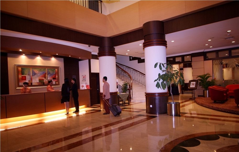 होटल Swiss-belinn Baloi Batam 3*
